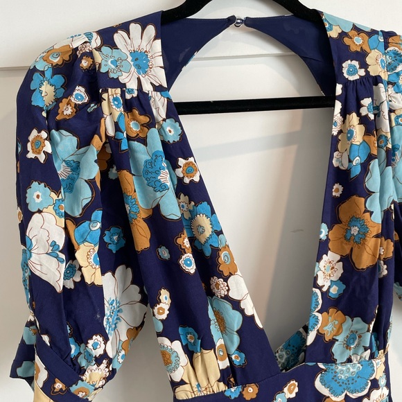 NWT for love and lemons maxi floral dress - Picture 4 of 5